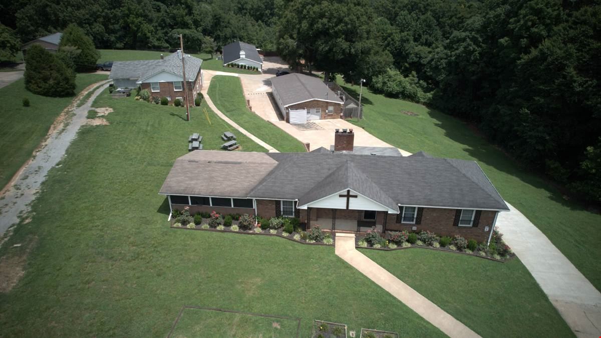 1001 Dotsonville Rd, Clarksville TN - Commercial Mixed Use