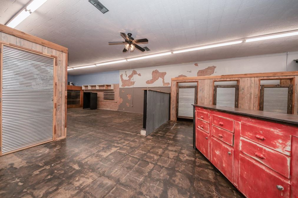 Commercial Business in Hughes Springs, Texas for Sale