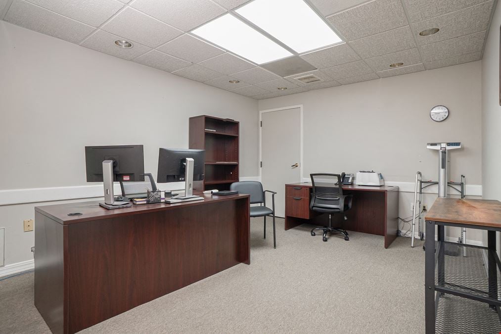 2411 Executive Plaza Rd