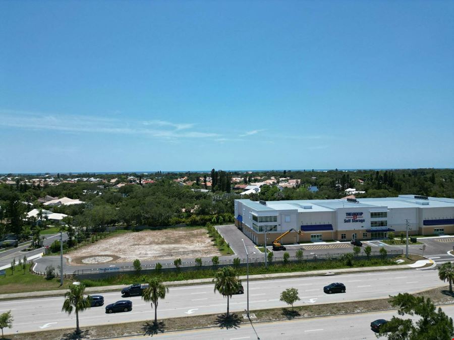 831 North Tamiami Trail