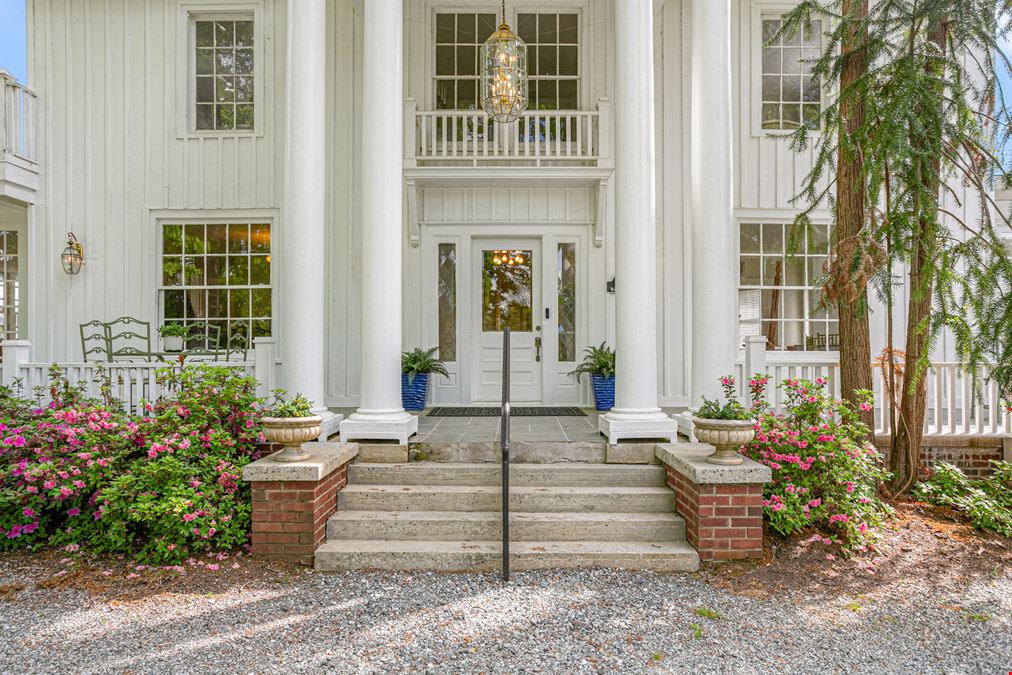 The White House on Washington - Historic Event and Wedding Venue