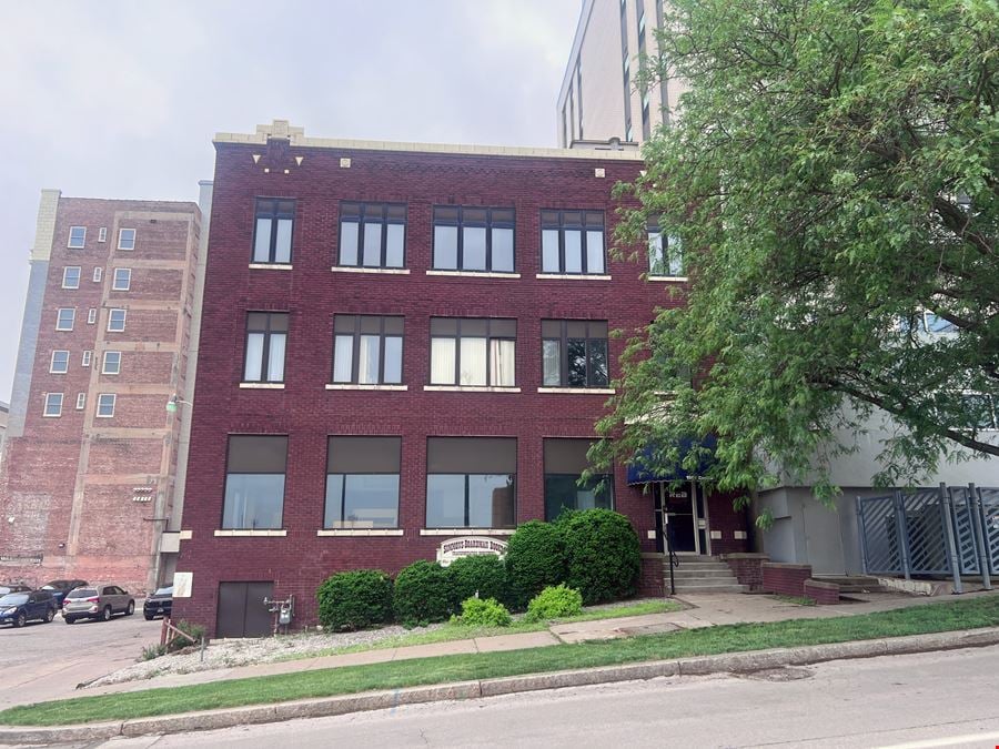 1809 Capitol Ave