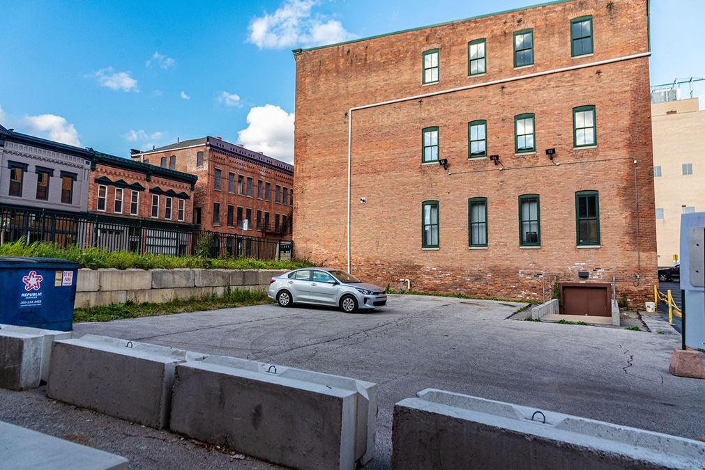 619 Monroe Street