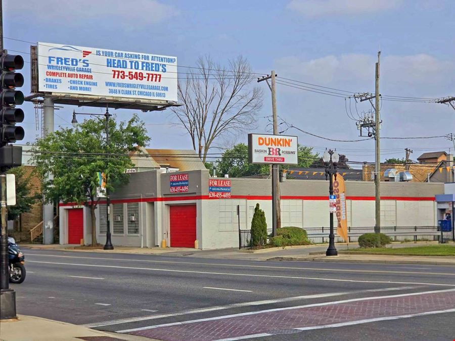 2418 W Irving Park Rd
