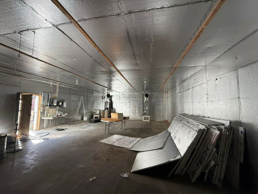 Prime Office/Warehouse Spaces in Fresno