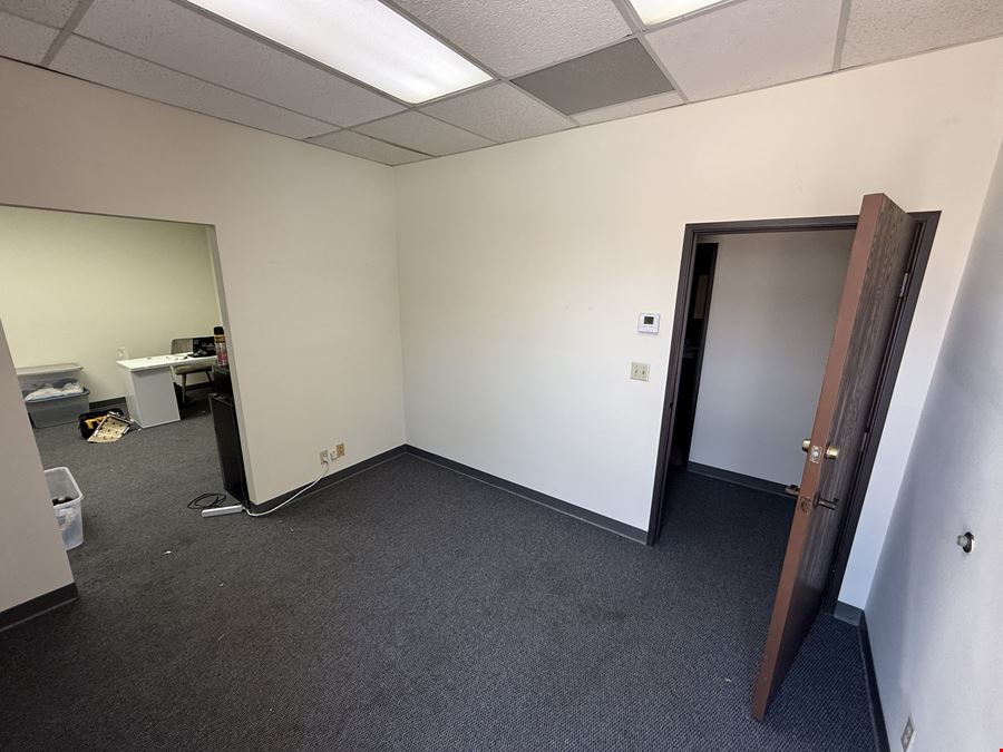 4053 Calle Tesoro, Unit G