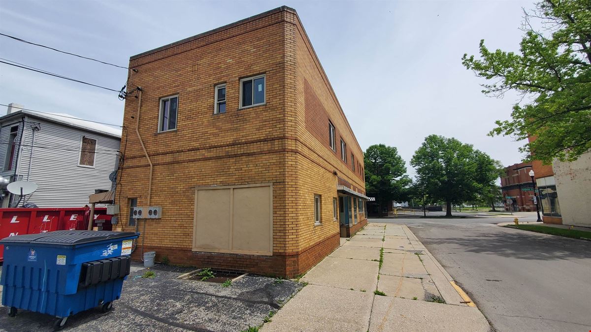 1836 S Calhoun St
