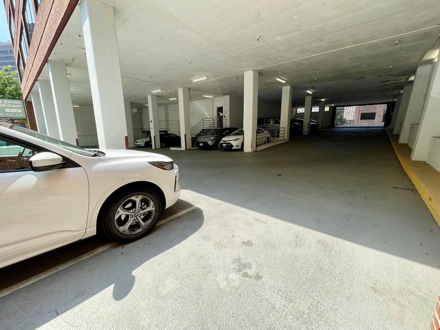 Single Offices - 1110 Bonifant St