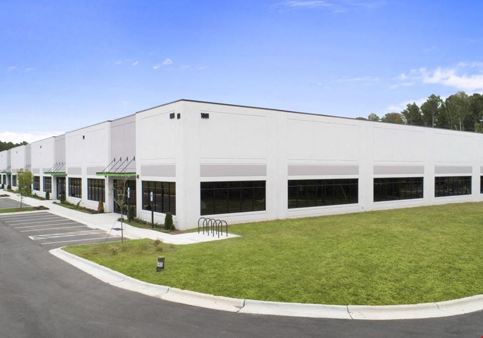 Merritt TW Crossing, Bldg 1