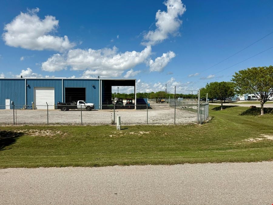 26+Acre IOS with 10,500 SF Office/Warehouse