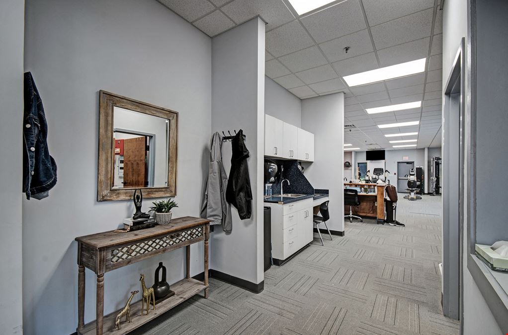 Freestanding 14,000 SF - Canton, MS