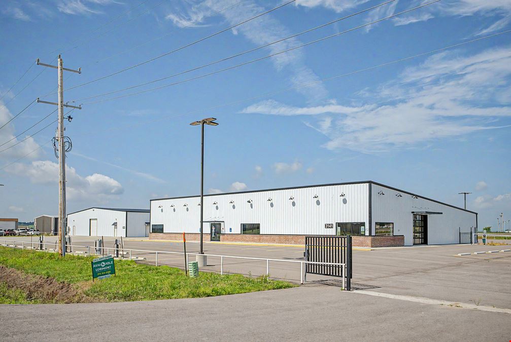 9,600 SF Retail/Office Building Off I-55