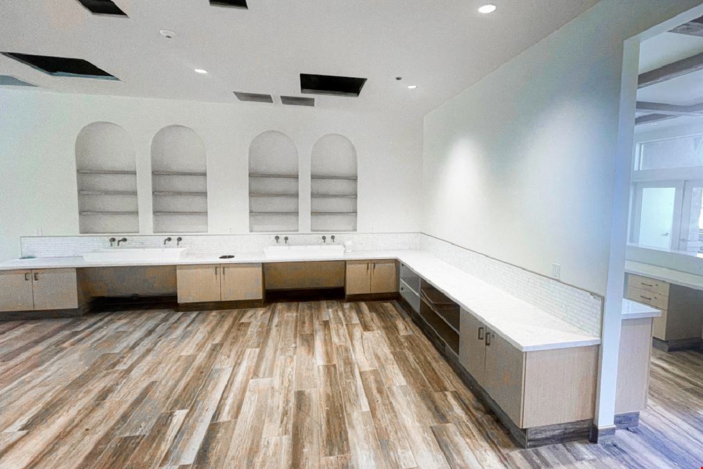 9491 N. Fort Washington Road, Suite 102
