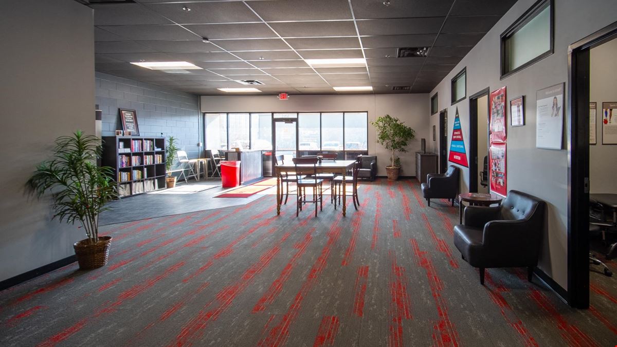 Versatile Office & Flex Space