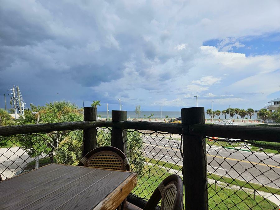 17501 Harbour Point Dr.