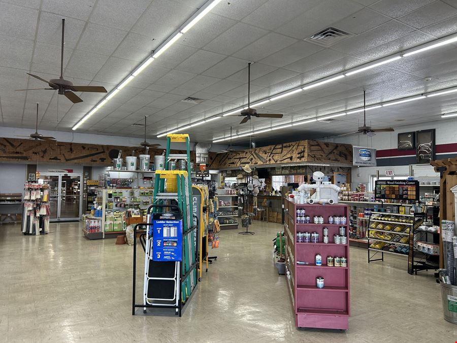 Materials/Lumber Facility on 5.6 Acres
