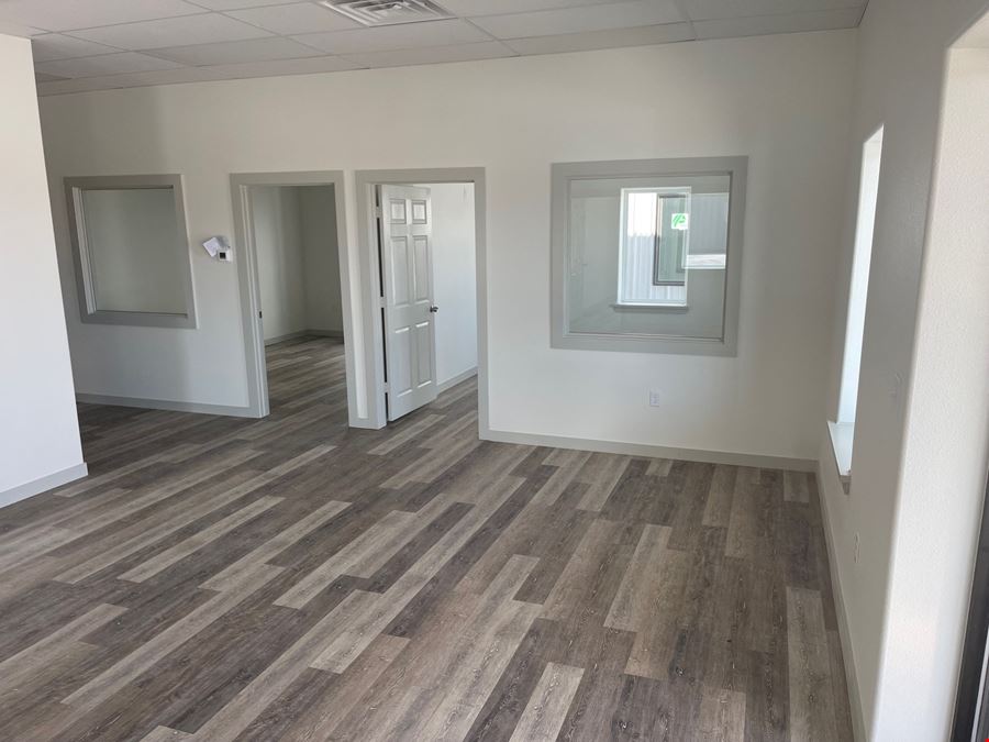 Available 10,250 Sf Office Warehouse with Stackyard