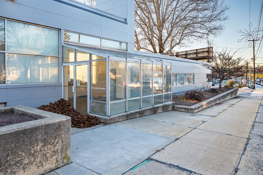 400 W Lancaster Ave