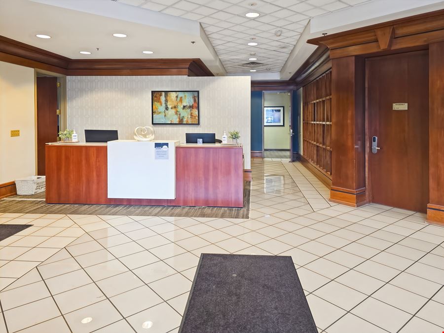 Regus - Knoxville - Cedar Bluff