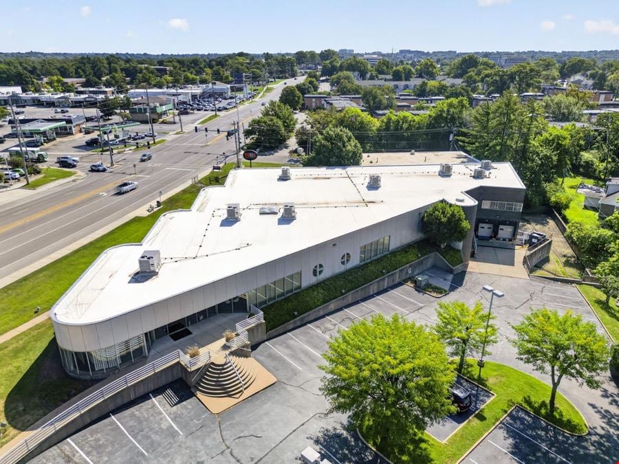 Flagship Creve Coeur Retail