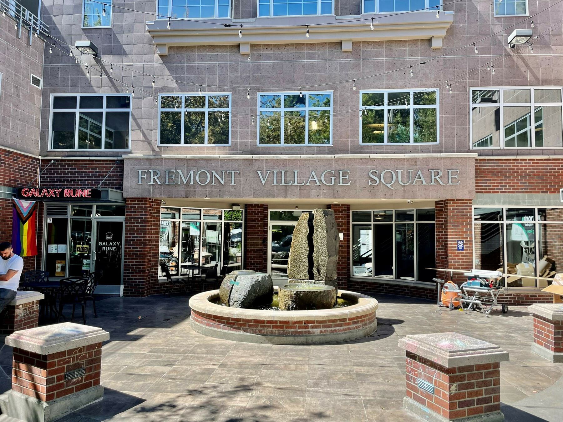 Fremont Village Square
