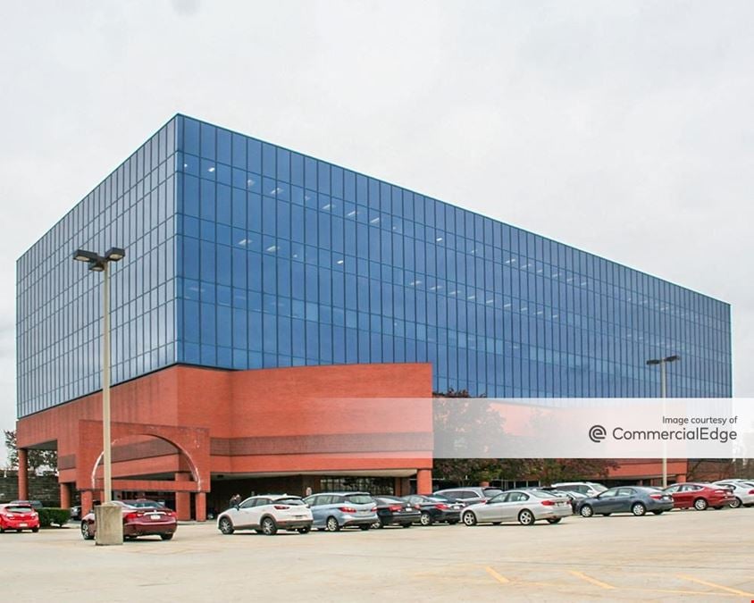 Camp Hill Corporate Center - 300 Corporate Center Drive