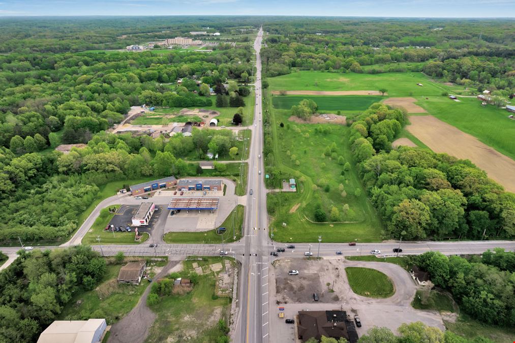 11 E US HWY 6