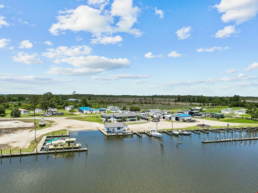 Big Trout Marina - RV Park & Cafe - 7 + Acre Waterfront Property