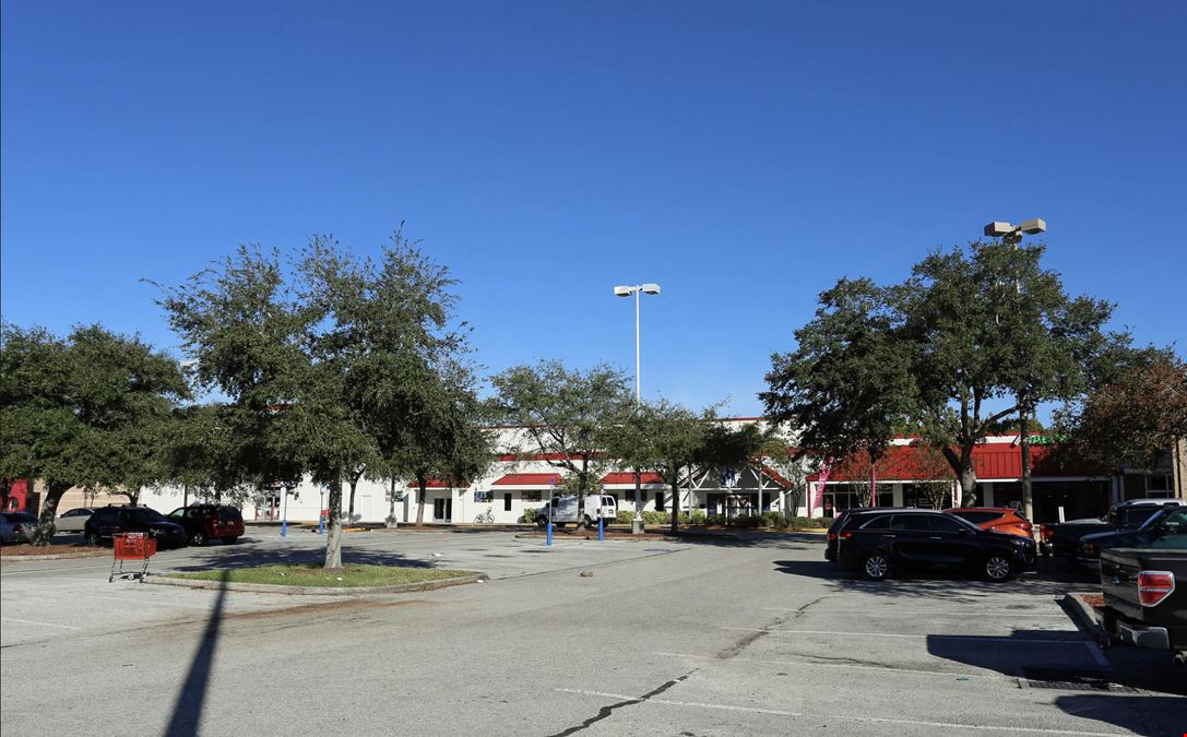 Waters Crossing Shopping Center
