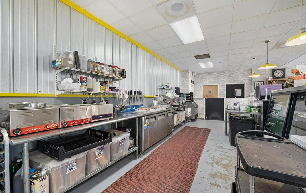 Venetian Bay | Former Restaurant/Deli For Sale or Lease