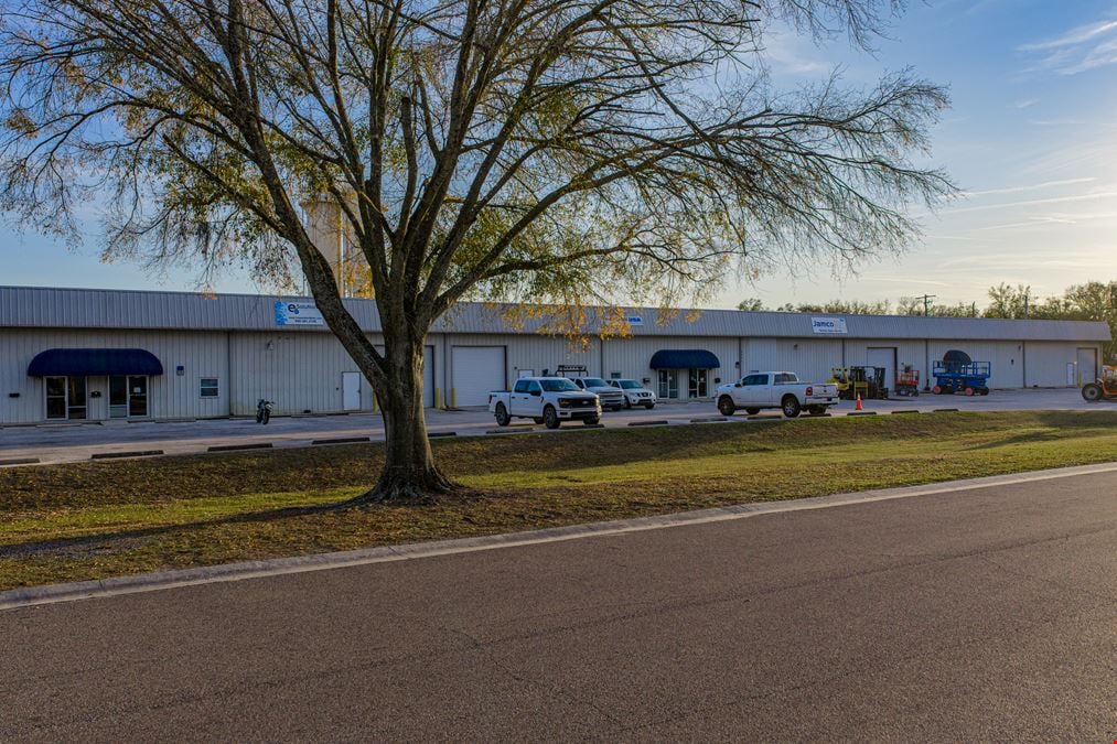 21.6k SF Multi-Tenant Industrial | Tampa MSA