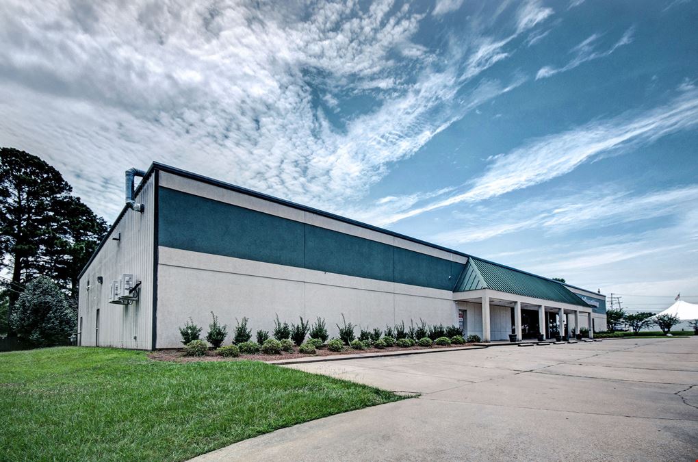 Freestanding 14,000 SF - Canton, MS
