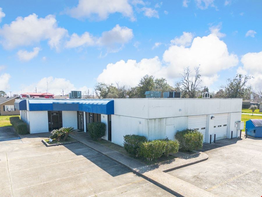 5,134 SF Office Warehouse for Lease along Airline Highway in Gonzales