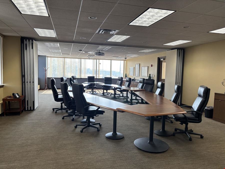 100 E Kimberly Road, Suite 300, Davenport, IA