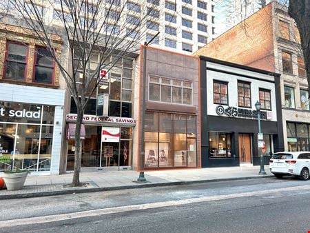 Preview of commercial space at 1725 Chestnut Street