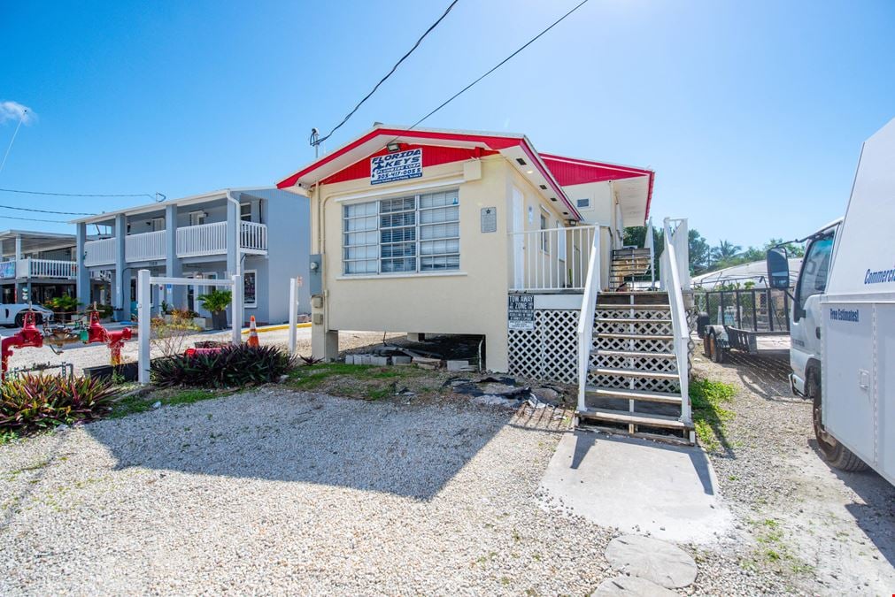 22814 Overseas Hwy