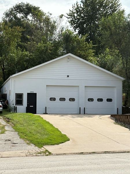 Preview of Industrial space for Sale at 1915 S 13th Street