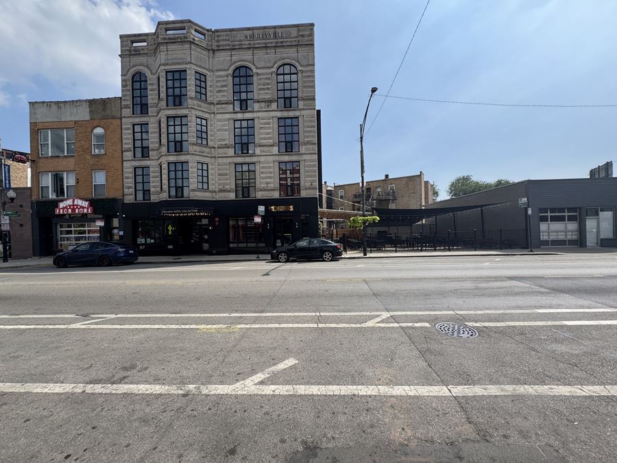 Chicago Hotel Collection | Wrigleyville