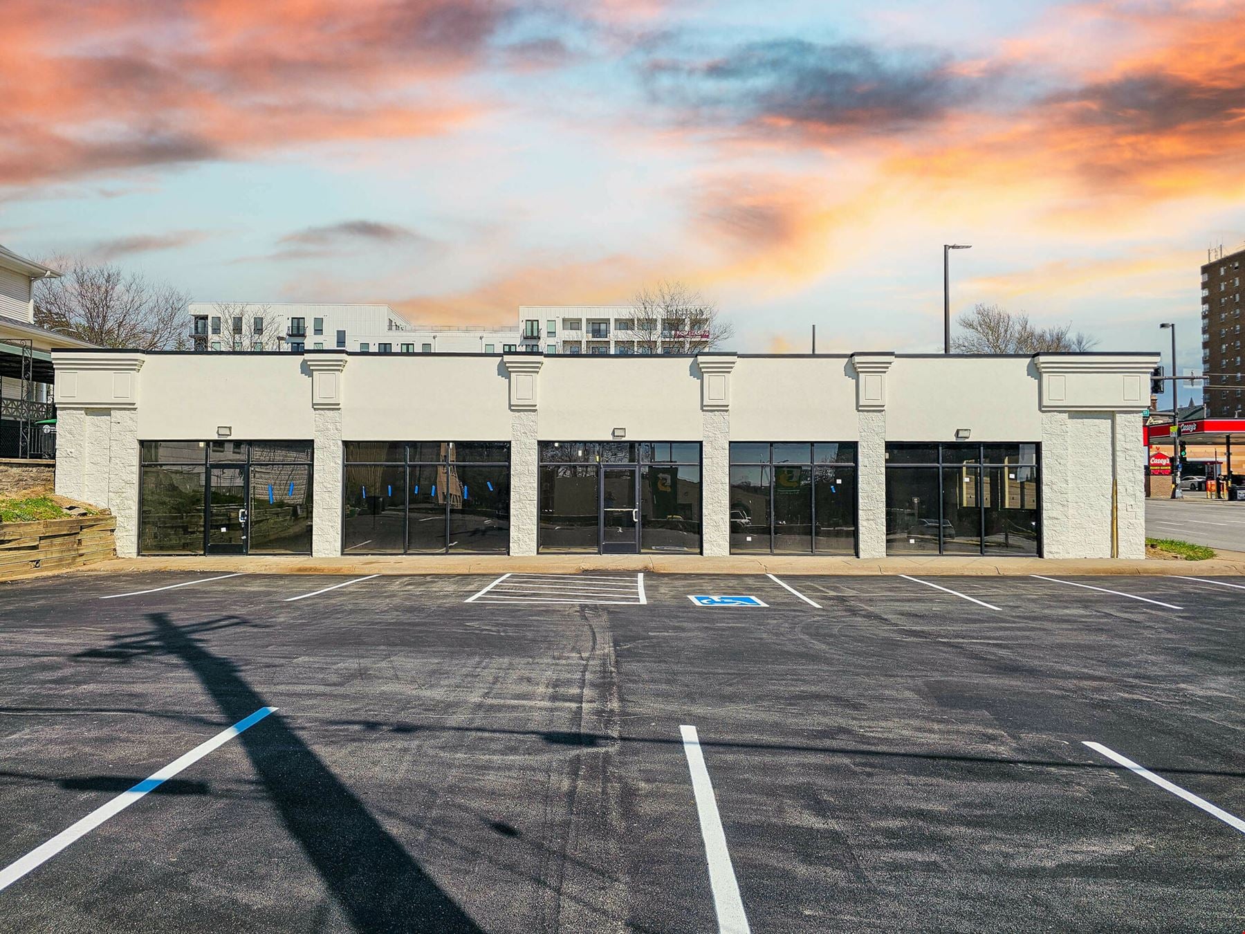 Retail Space For Lease - Midtown