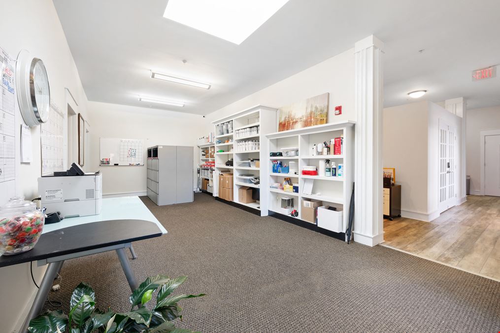 2125 Southend Dr