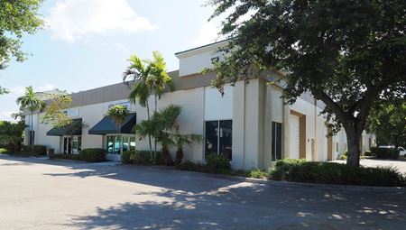 Preview of Industrial space for Rent at 2050 North Andrews Avenue