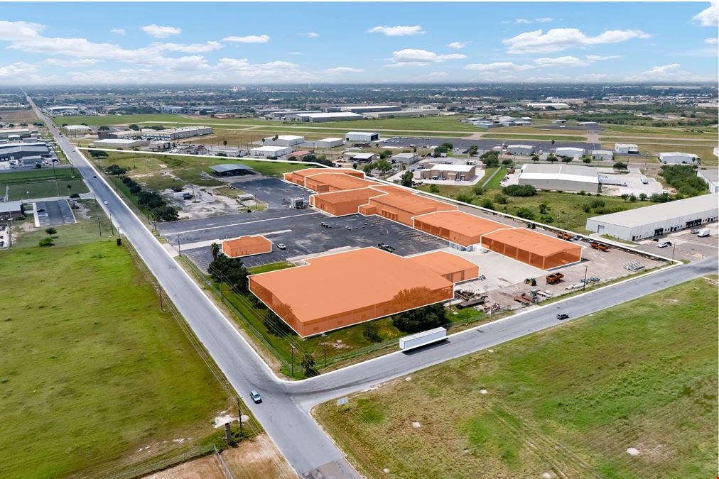 135,885 ±SF Dry Storage +2,549 office SF |  Available For Lease - All or Part