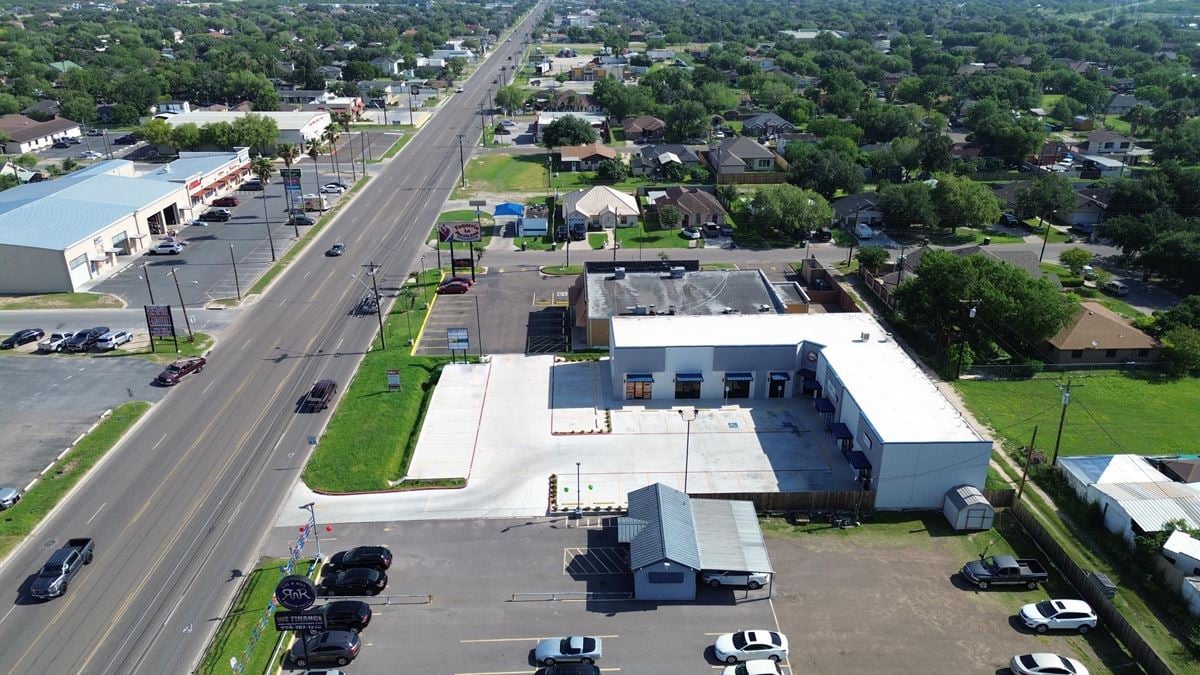 1801 N Raul Longoria Rd