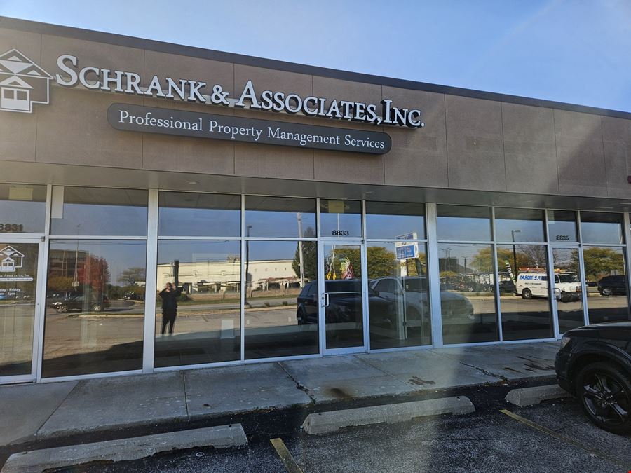 Orland Hills Plaza