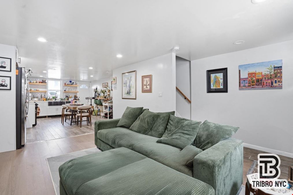 126 Hall St