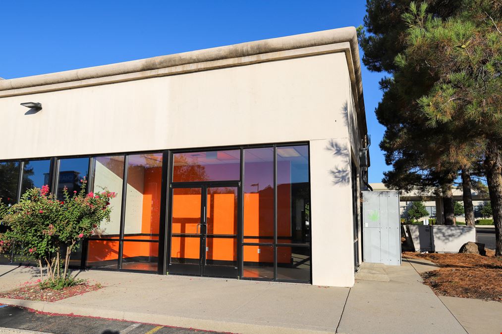 910 Cypress Avenue