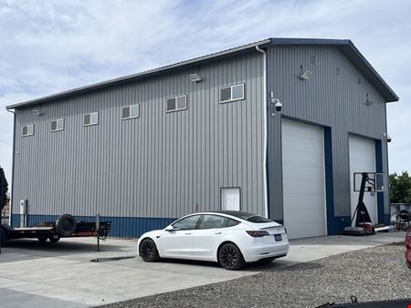 Preview of Industrial space for Rent at 3435 King Avenue