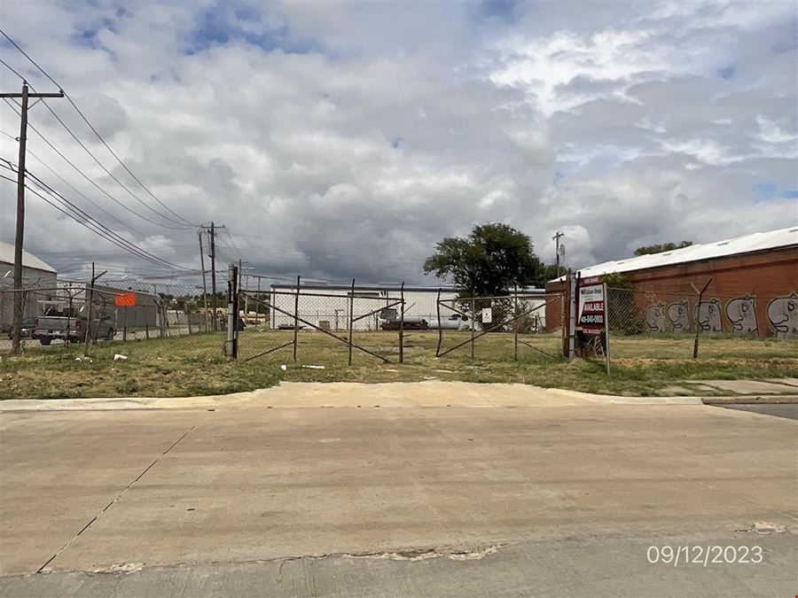 1139 NW 4th St
