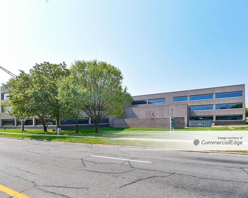 Riverpoint Business Park - 500 SW 7th St