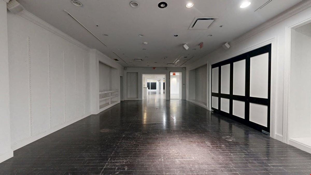 300 S 24th St W